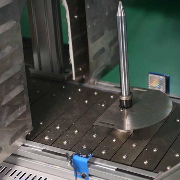 Автоматическая этикетировочная машина для лепестковых кругов