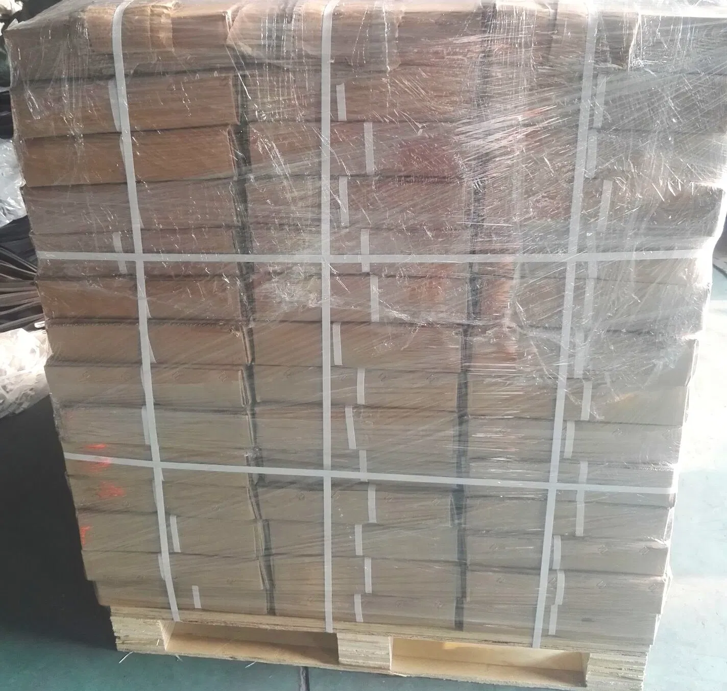 PVC Sealing Strip Seal Strip Edge Guard with Metal Core