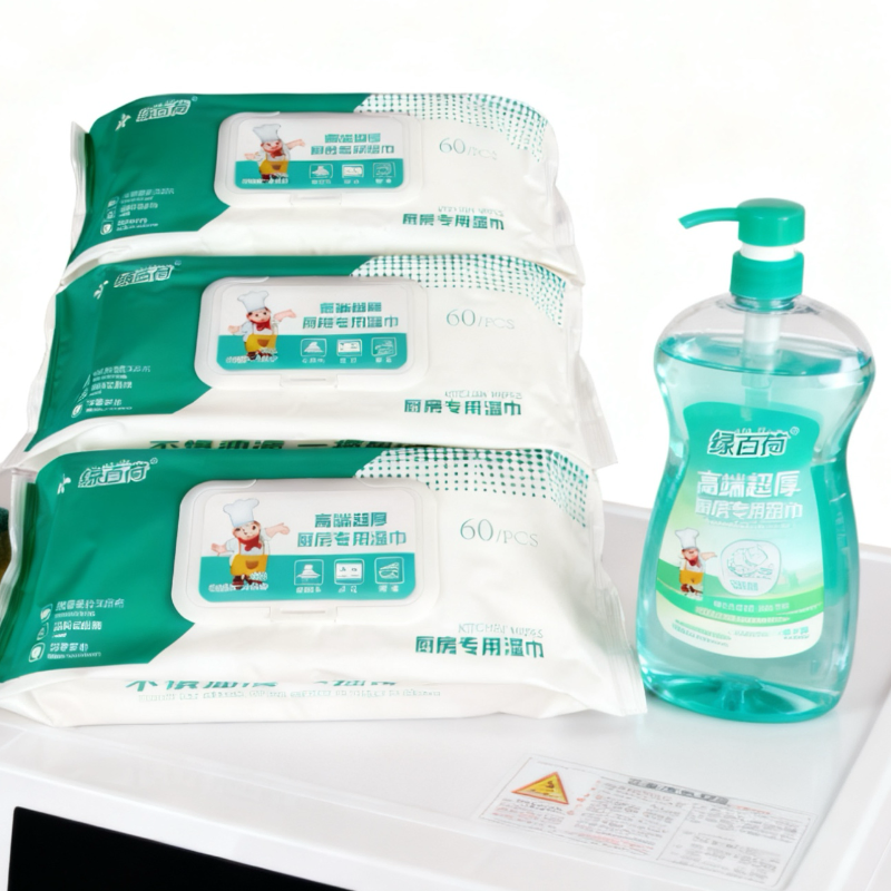 Factory Supplier 60cts Ultra-Soft Household Cleaning Wet Tissues Fast BBQ Oil and Dust Cleanup Kitchen Wet Wipes