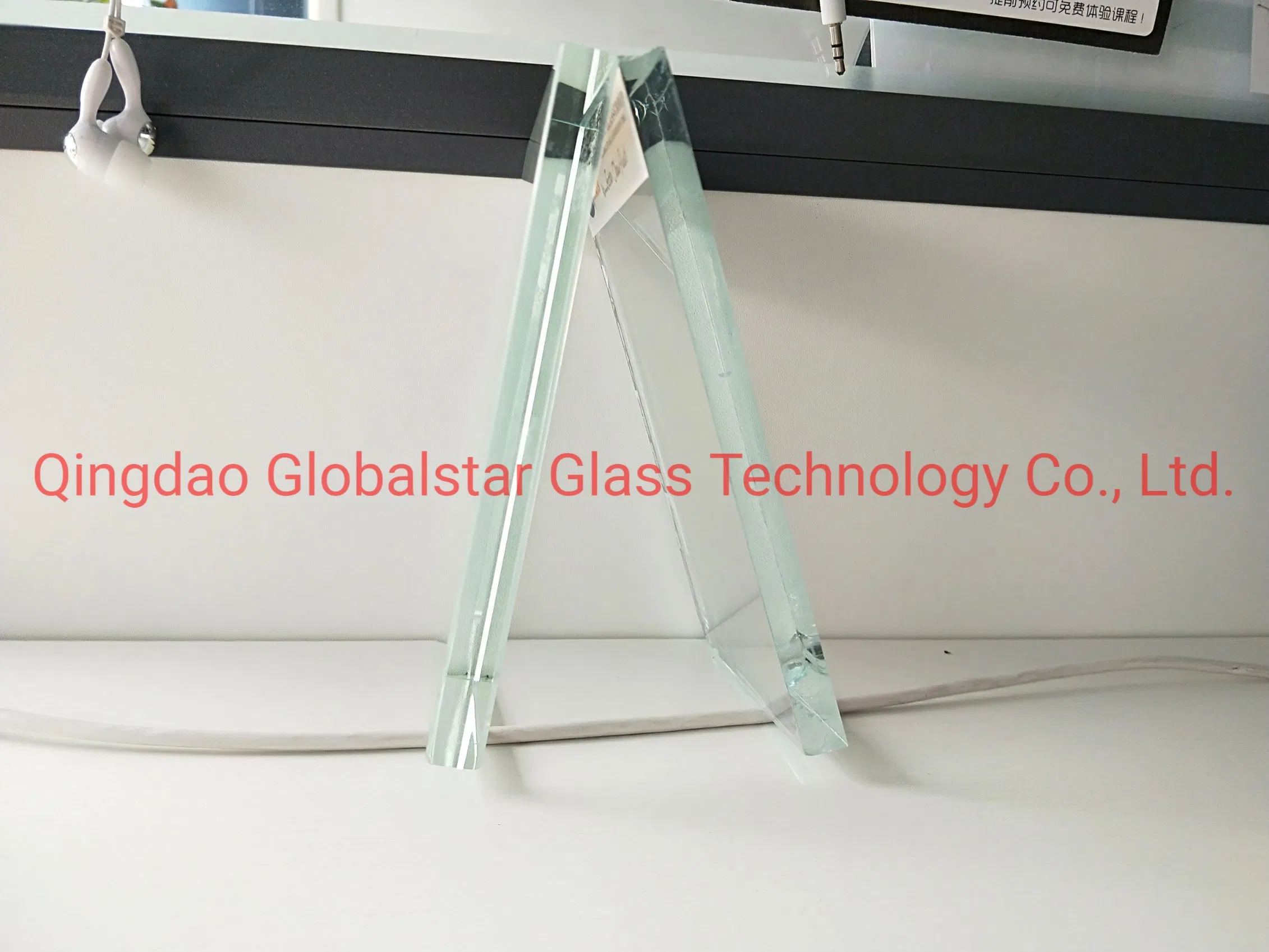China Manufactured 3mm 4mm 5mm 6mm 8mm 10mm 12mm 15mm 19mm Extra Clear Glass /Ultra Clear Float Glass/ Low Iron Glass/Borosilicate Glass