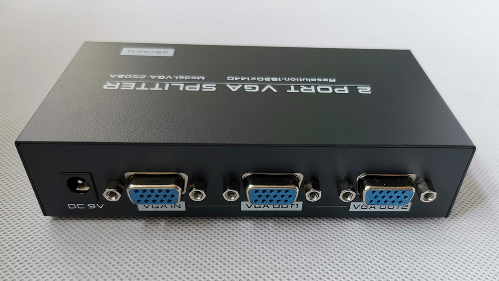 Разветвитель VGA 1x2, 250 МГц, 1 вход на 2 выхода