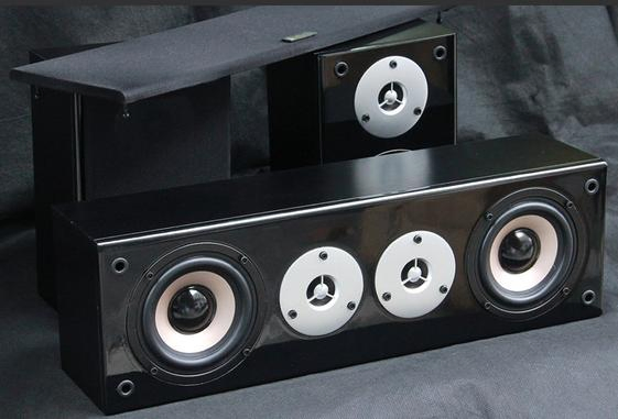 Painted Wooden Case Surronded Homeused Speaker