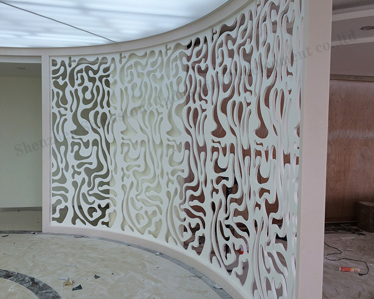 Customized Aluminum Alloy Fireproof Fancy Idea Design Fence Screen for Hotel