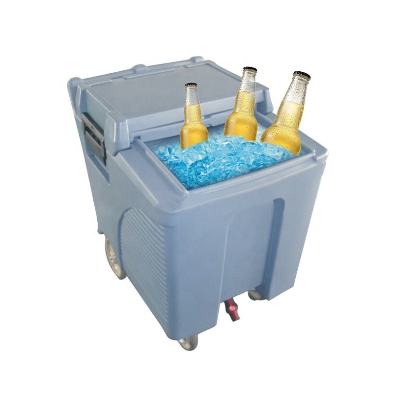 125 Lb. Capacity Commercial Portable Insulated Mobile Ice Bin with Sliding Lid
