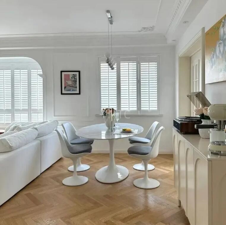High Quality Australia Traditional 89mm Basswood Plantation Shutter Window Covering