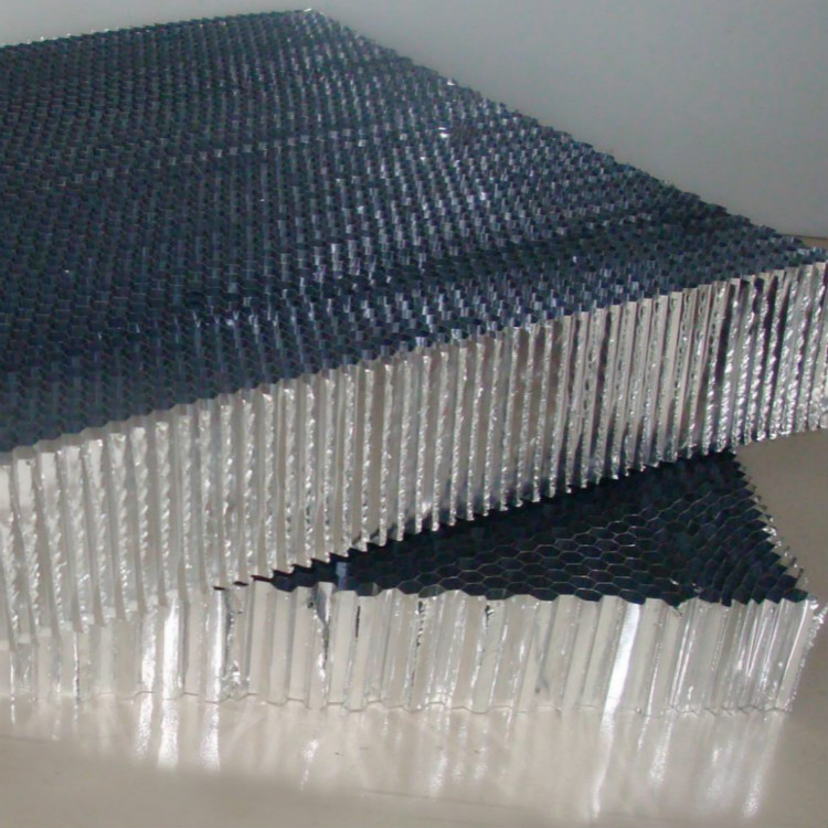Thickness 25mm Aluminum Honeycomb Core for Grid Lights Sandwich Panel 3 mm~10 mm (commonly used: 6 mm, 8 mm)