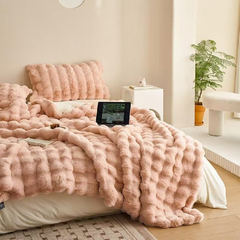 Плед из искусственного меха Polyester Bobby Luxury