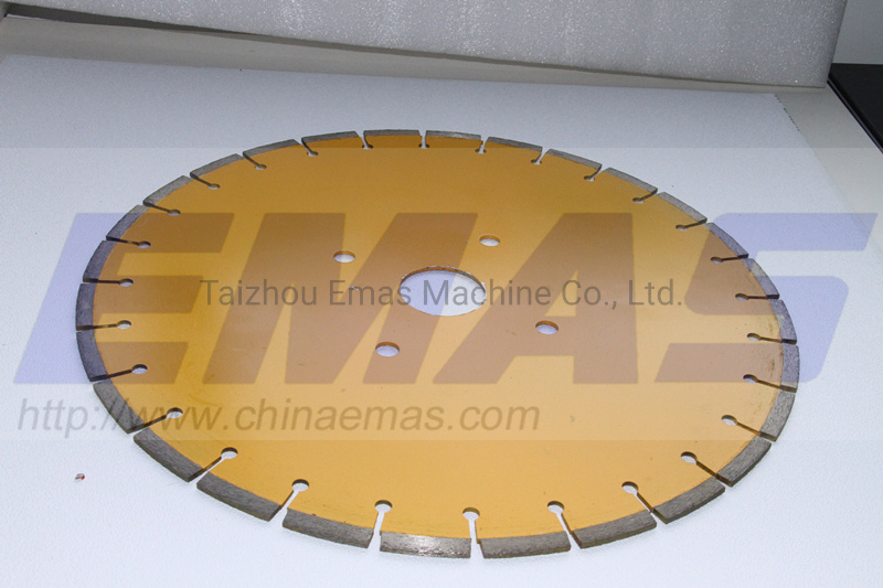 Emas 3.2kw/3.5kw/4.1kw Cut off Saw Concrete Cutting Machine Eht 268/272/484