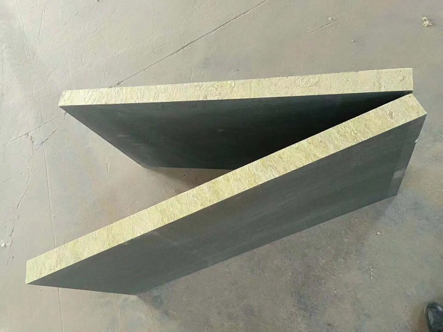 Cement Coated Fiberglass Panel/Mat, for Insulation