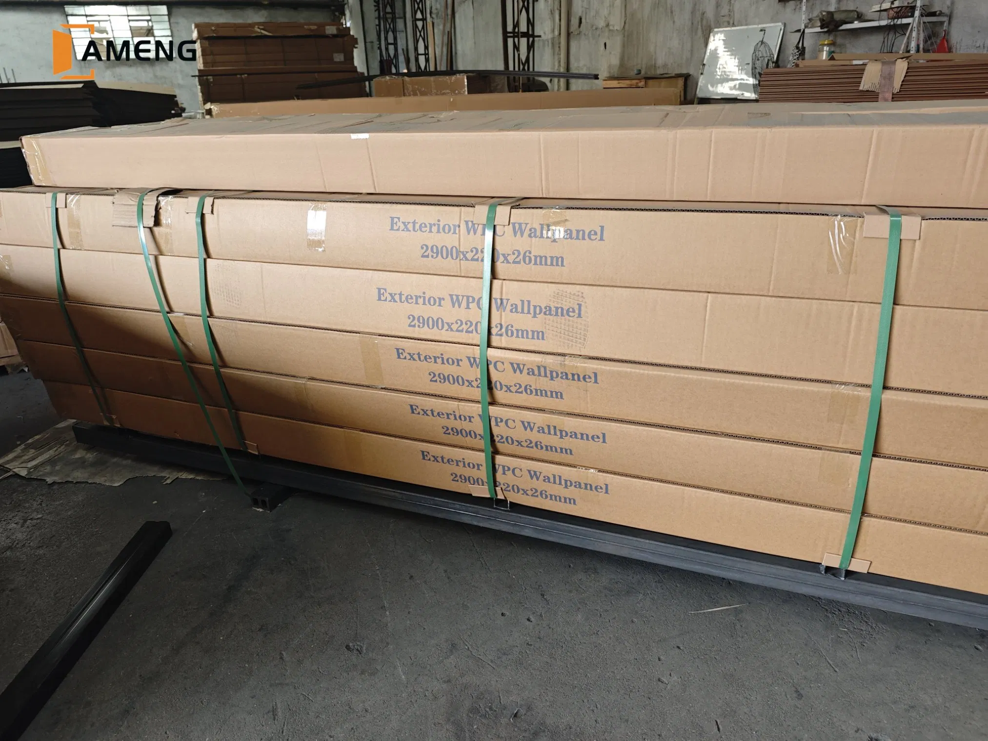 WPC Fence Outdoor Post WPC Composite Garden Fencing Farm Fence with Grain Wood