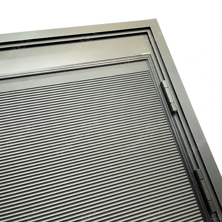 Стальная входная дверь Grandsea Modern, цвет коричневый