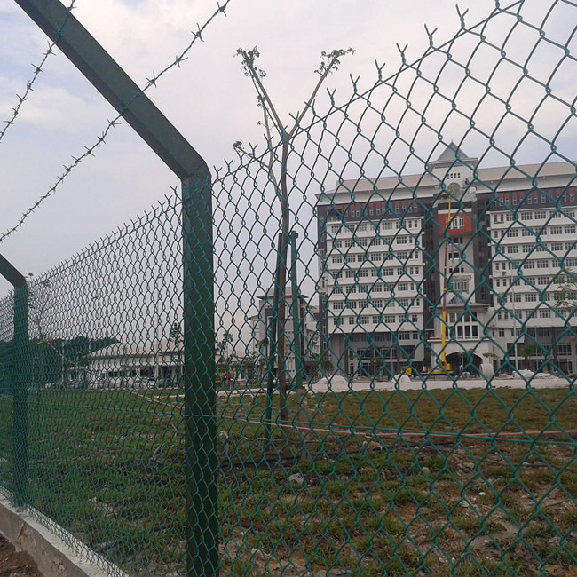 New Standards Chain Link Fencing for Construction/PVC Chain Link Fence/Diamond Hole Roll/Chain Link Mesh Roll/Galvanized Chain Link Fence