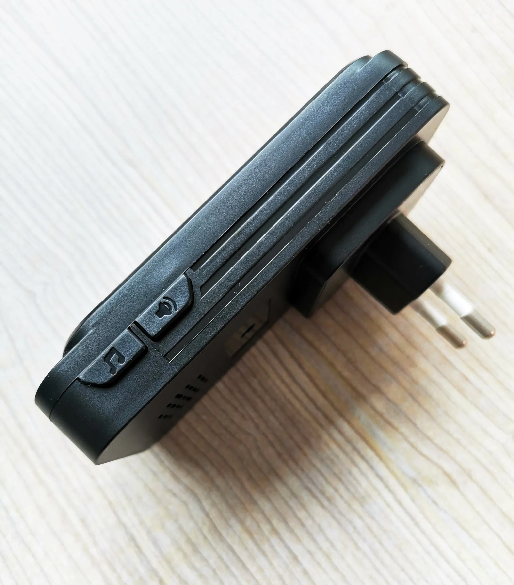 AC Plug-in Waterproof E603 Black Wireless Doorbell