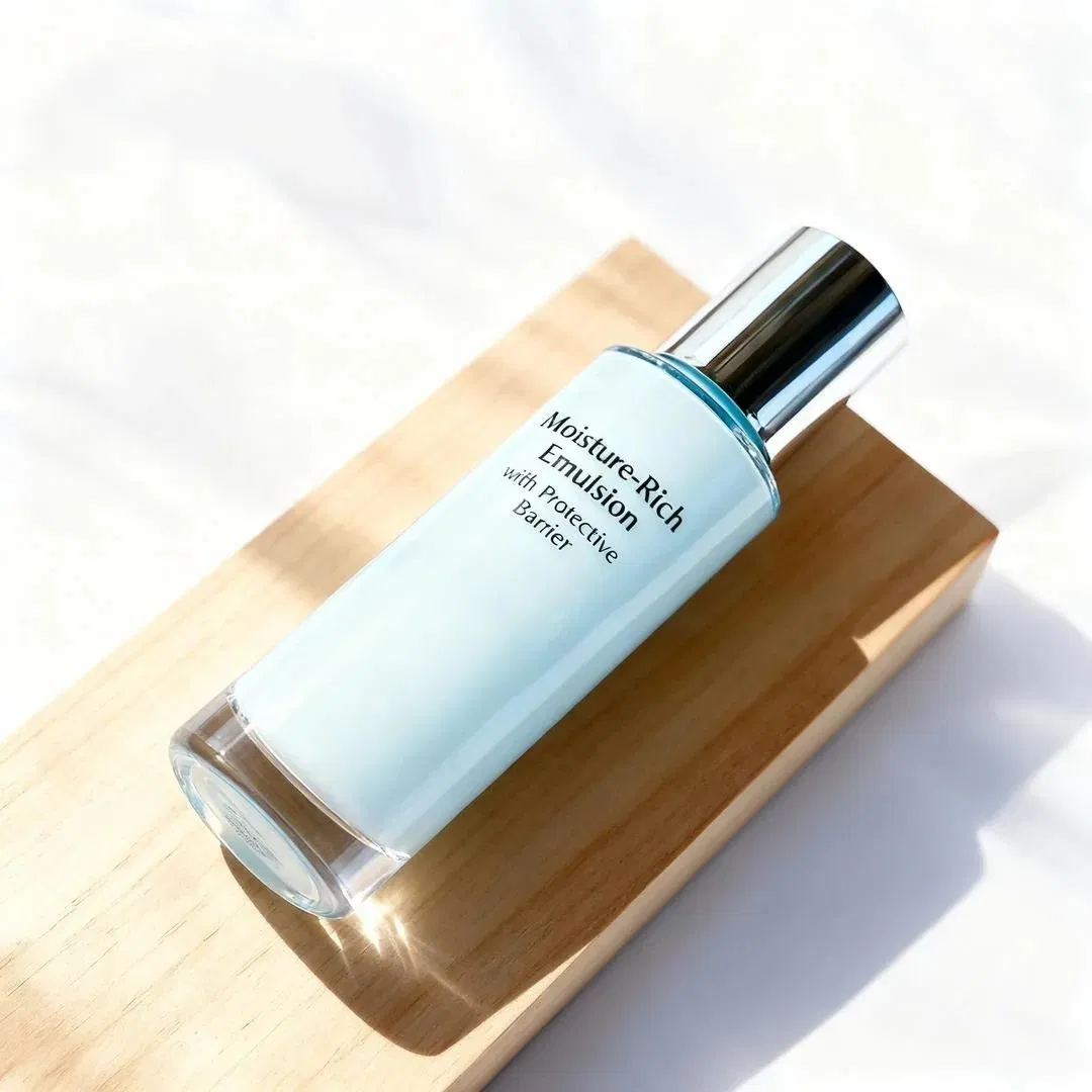 Nourishing Whitening Ellagic Acid and Paeonia Albiflora Root Extract Nutrient-Rich Face Lotion for Healthy Glow Enhancement