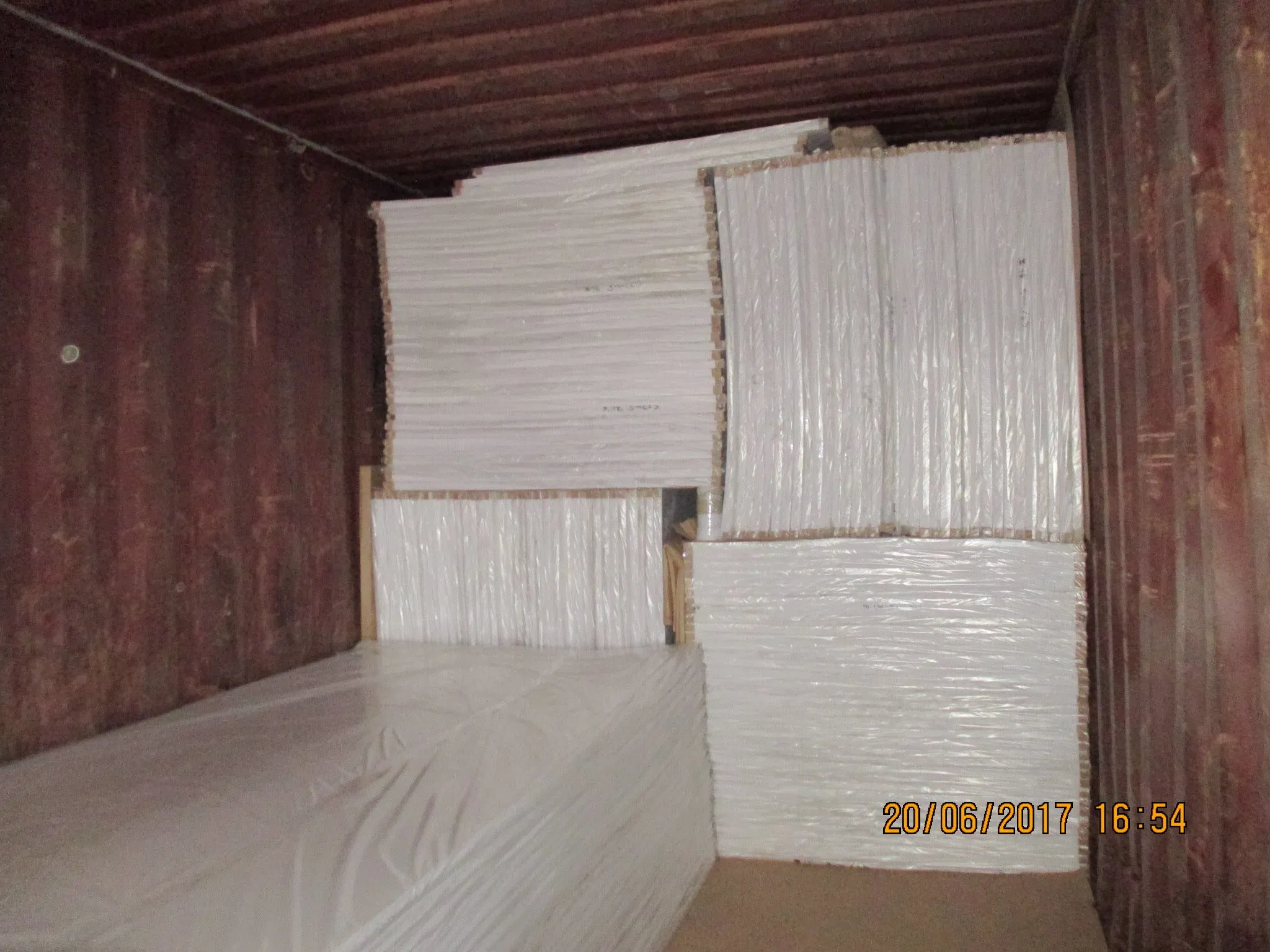 China Factory Wholesale 4mm PVC Celuka Foam Board Raw Materials