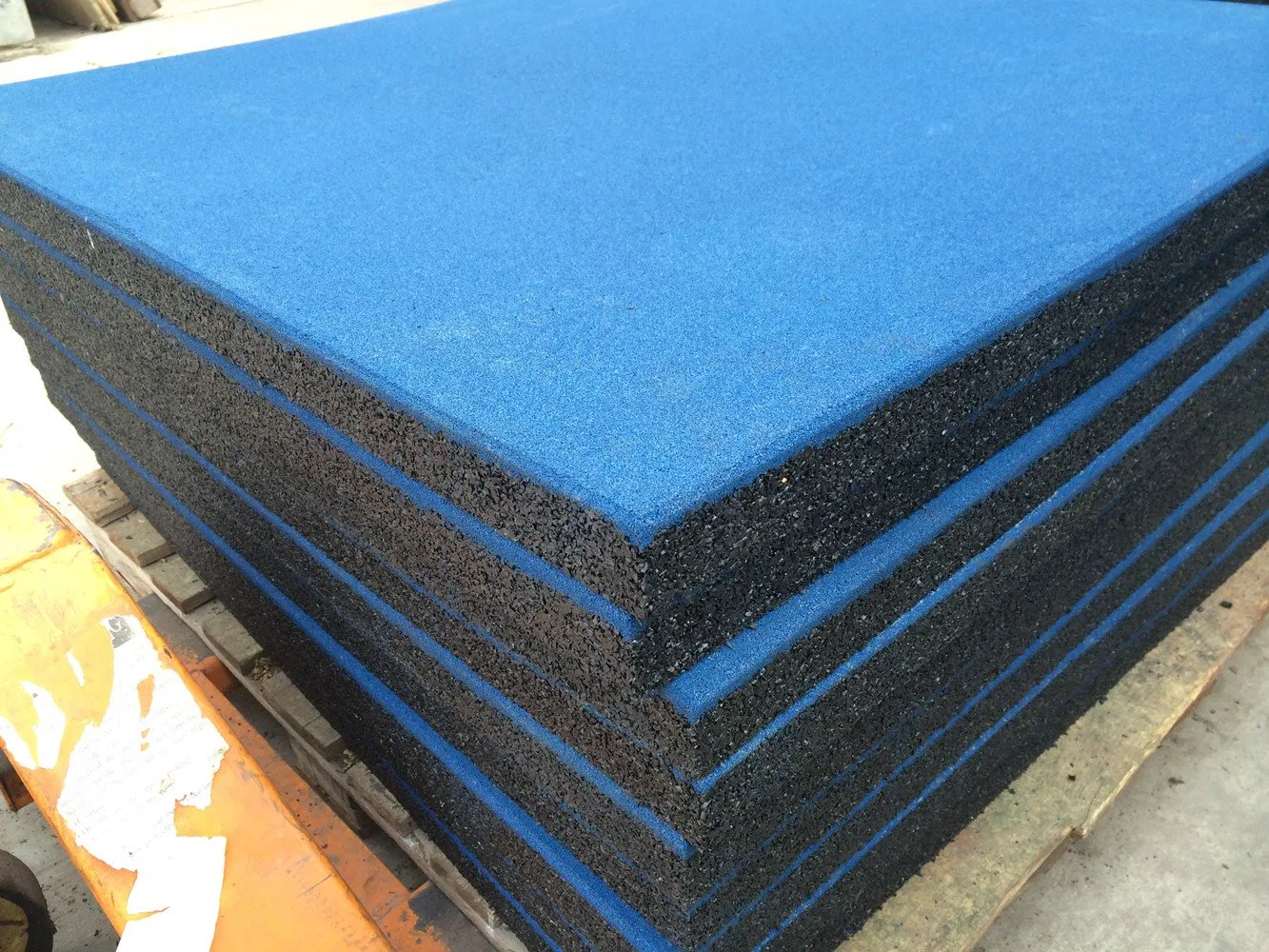 EPDM Granules Binder Gym Rubber Floor
