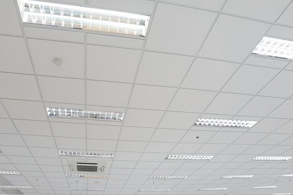 Soundproof Suspended Fiberglass Ceiling Fireproof Construction Material for Public Areas