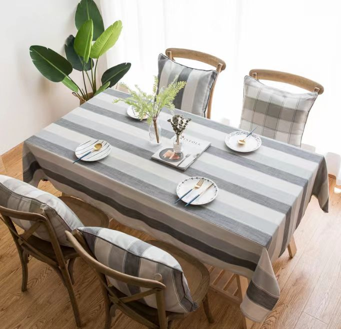 Stripes Jacquard Polyester Dining Table Runner with Tassels for Home, Festivals