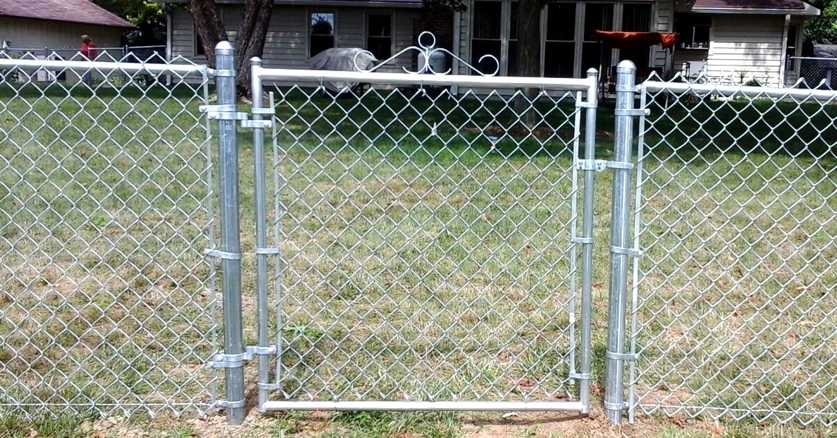 Heavy-Duty Chain Link Fence for Ultimate Security and Durability