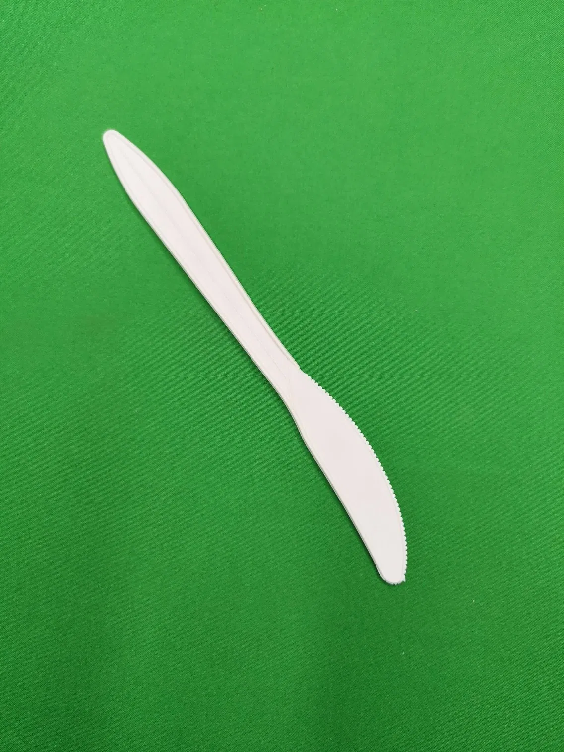 Biodegradable White Cornstarch Knife 16cm Length