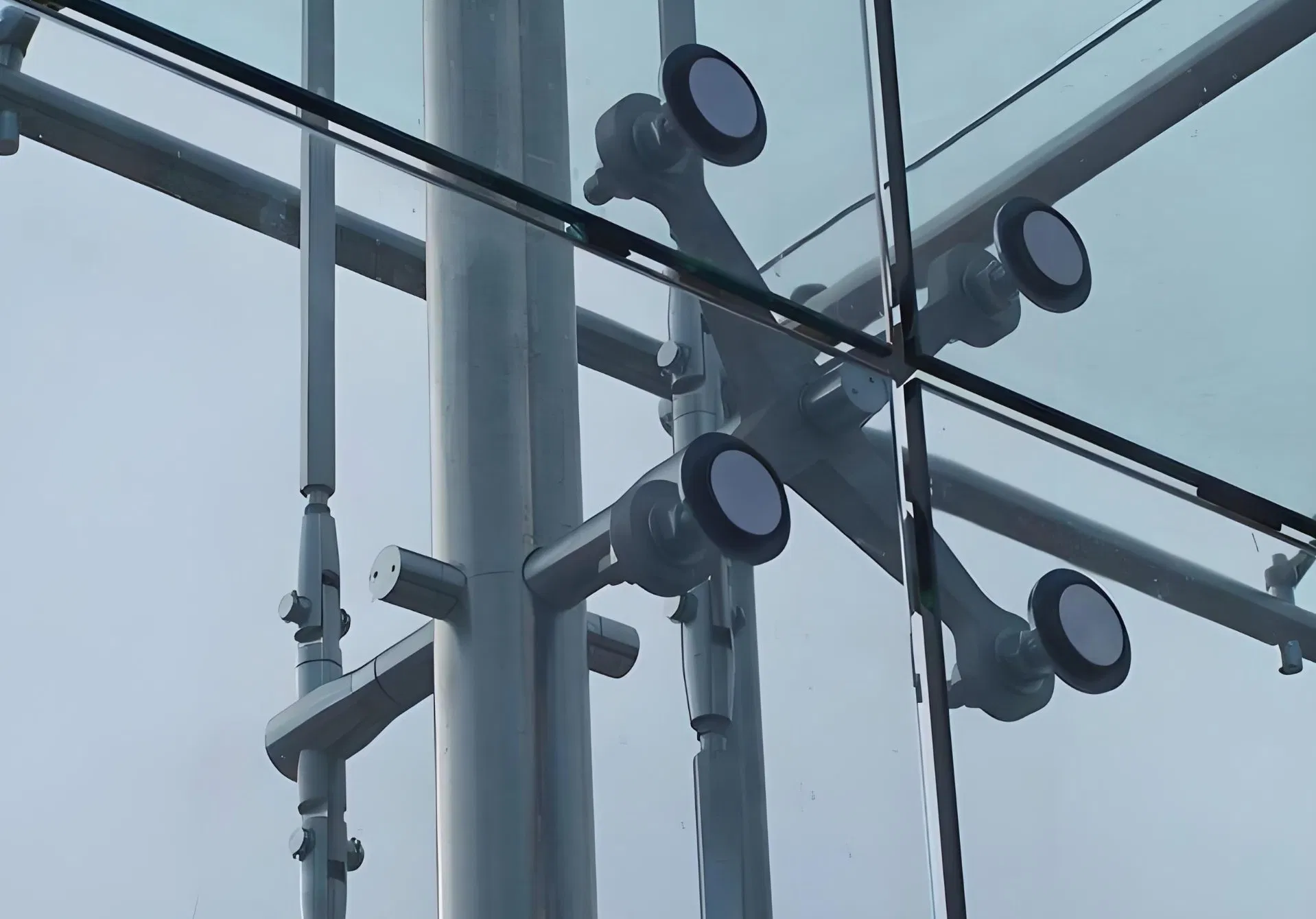 Contemporary Glass Facade Systems for Stylish City Buildings