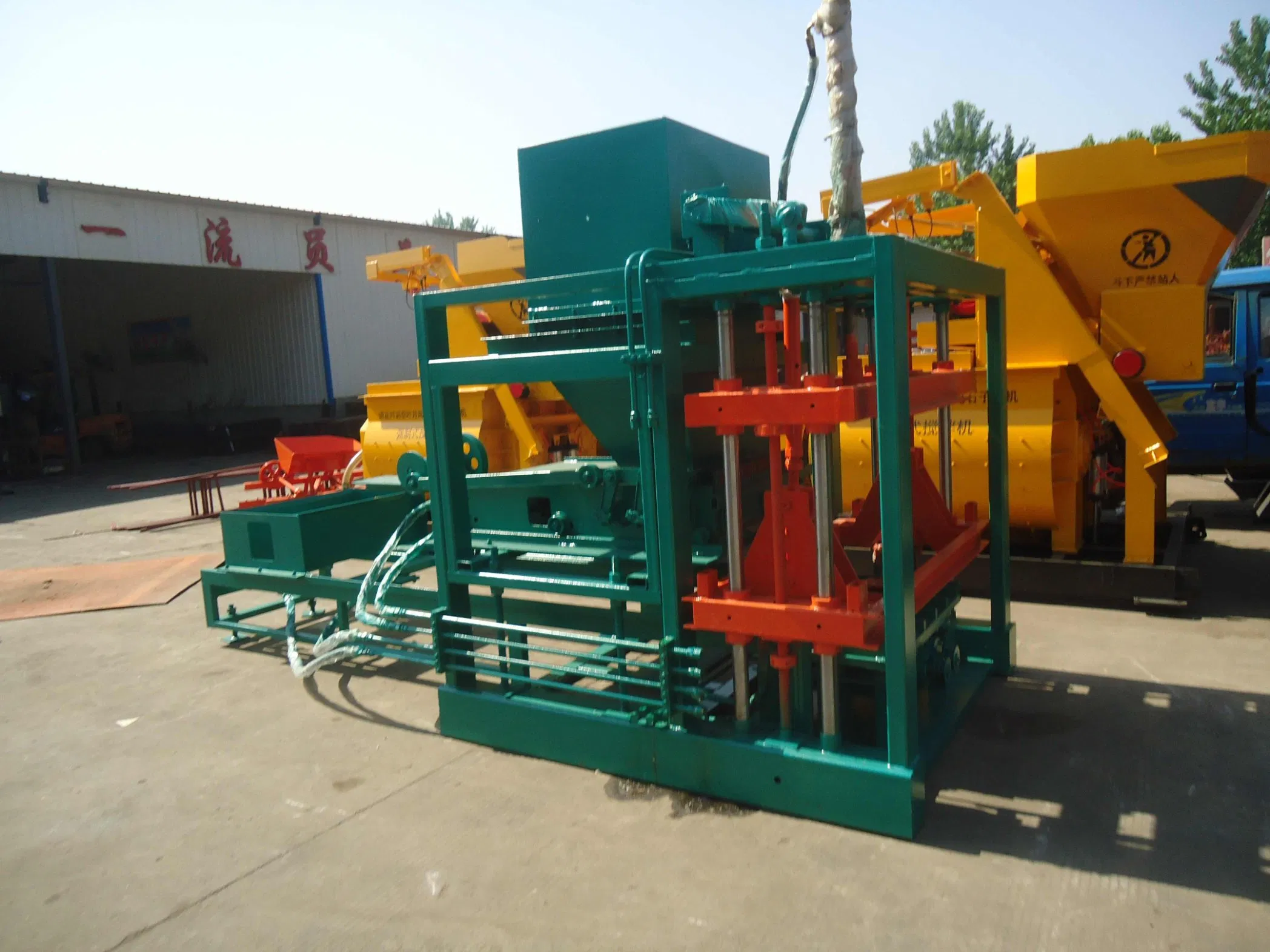Qt4-20 Automatic Paver Block Moulding Machine