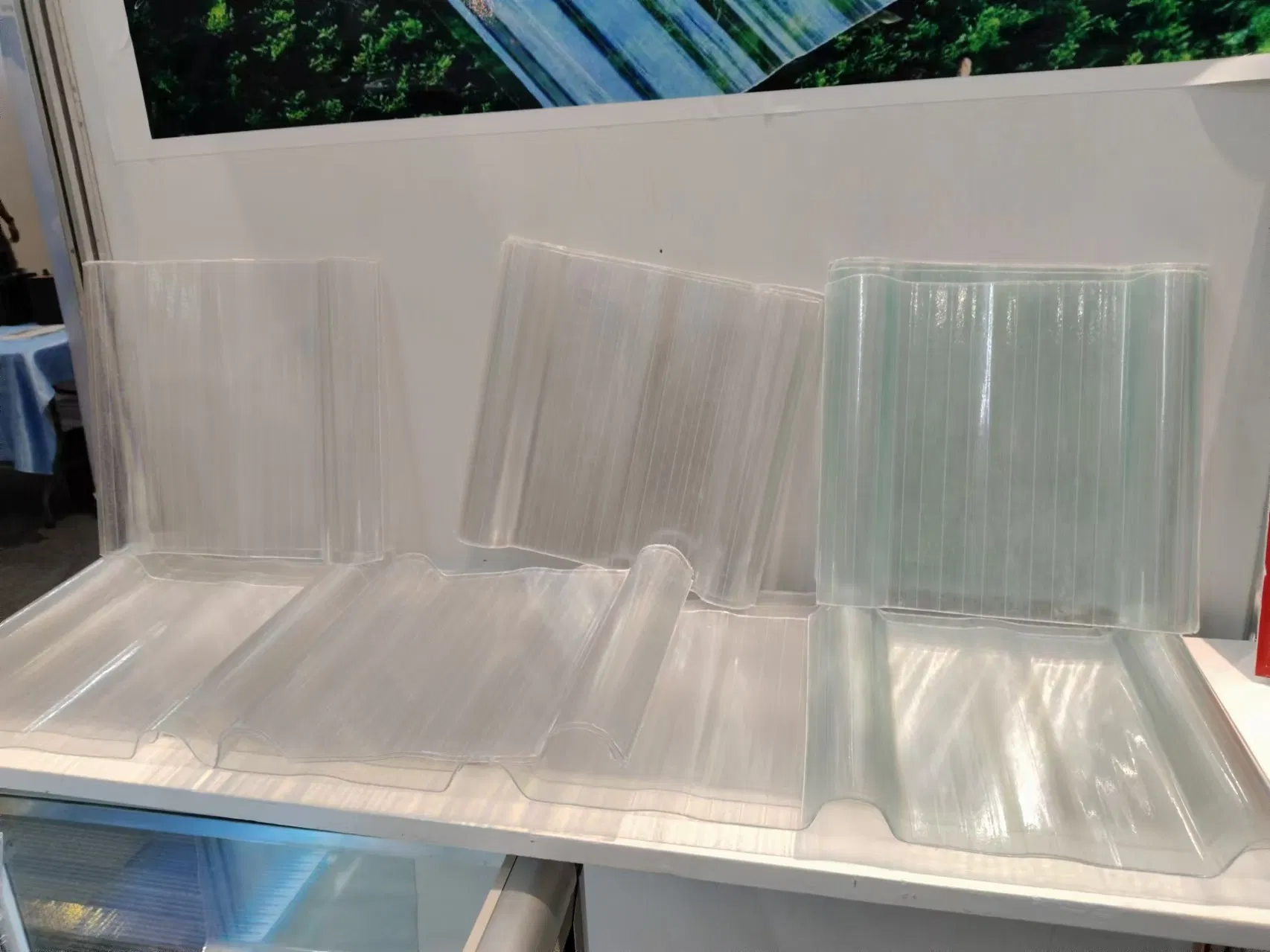 High Light Transmittance Fiberglass Roof Panel Clear Hoja De FRP Roofing Sheet for Warehouse