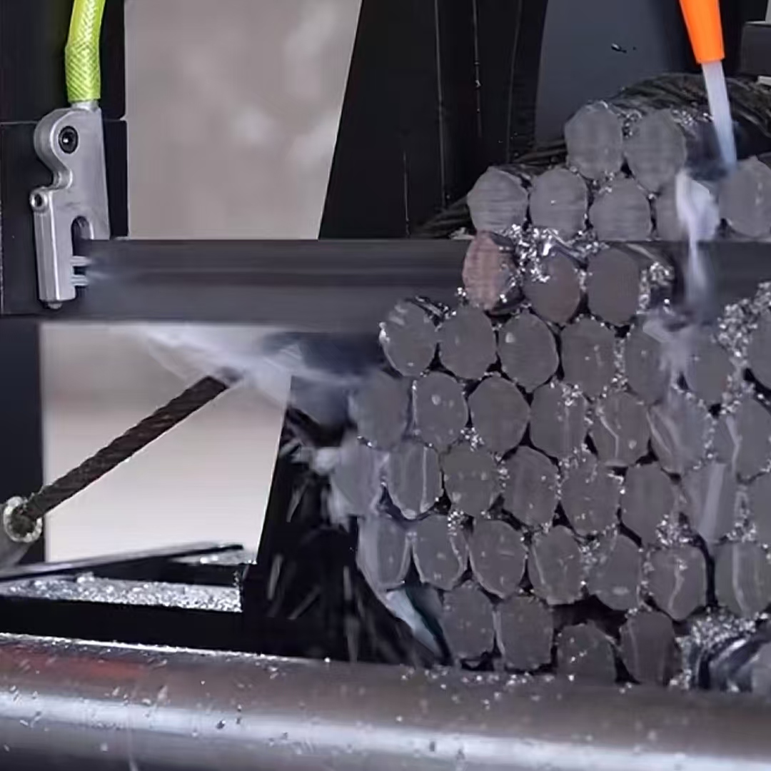 Ленточная пила по металлу горизонтальная гидравлическая