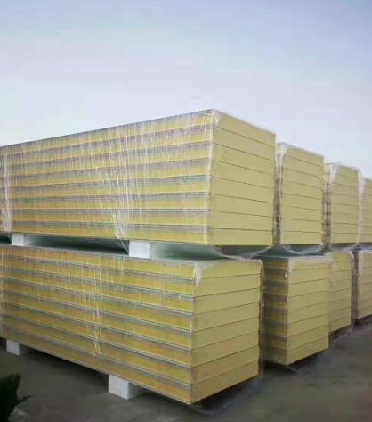 Factory Supply Construction Material XPS Heat Insulation Sandwich Panel on Sale