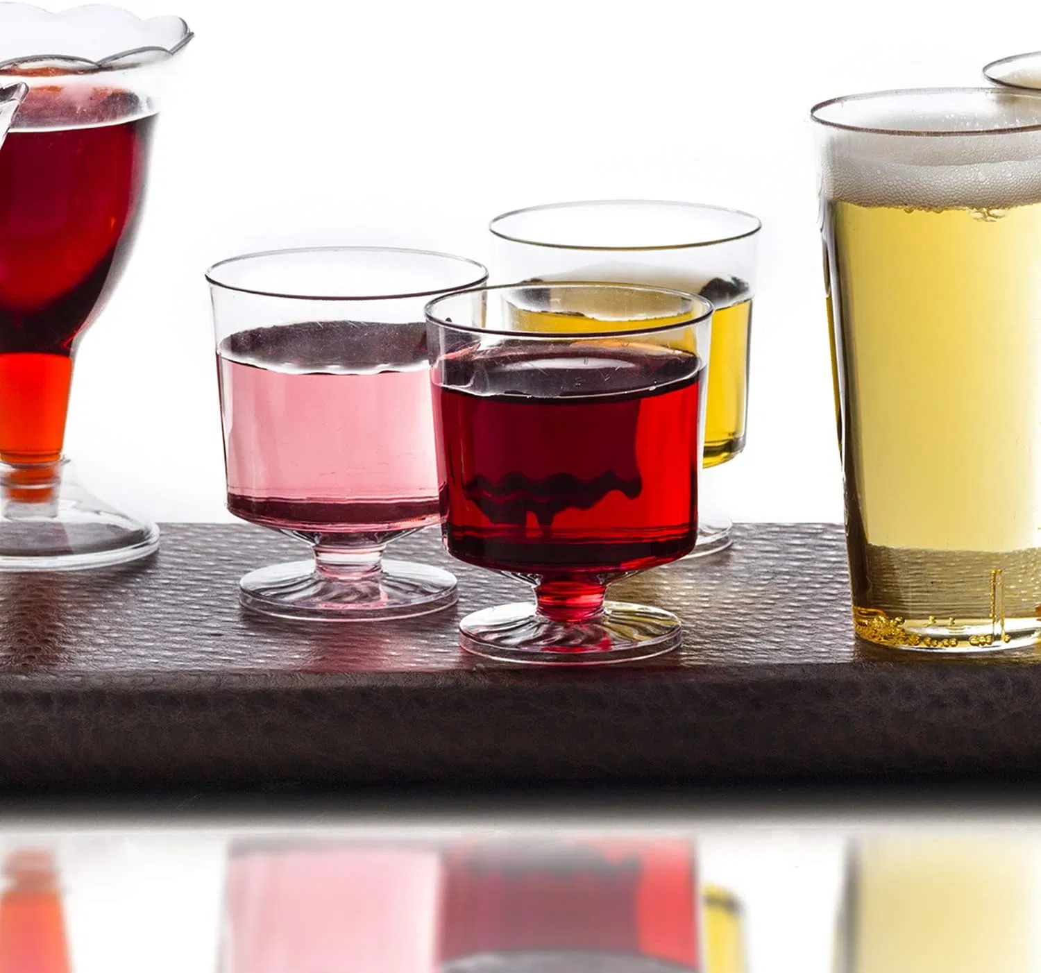 Elegant Clear Plastic Wine Glasses for Tastings and Samples
