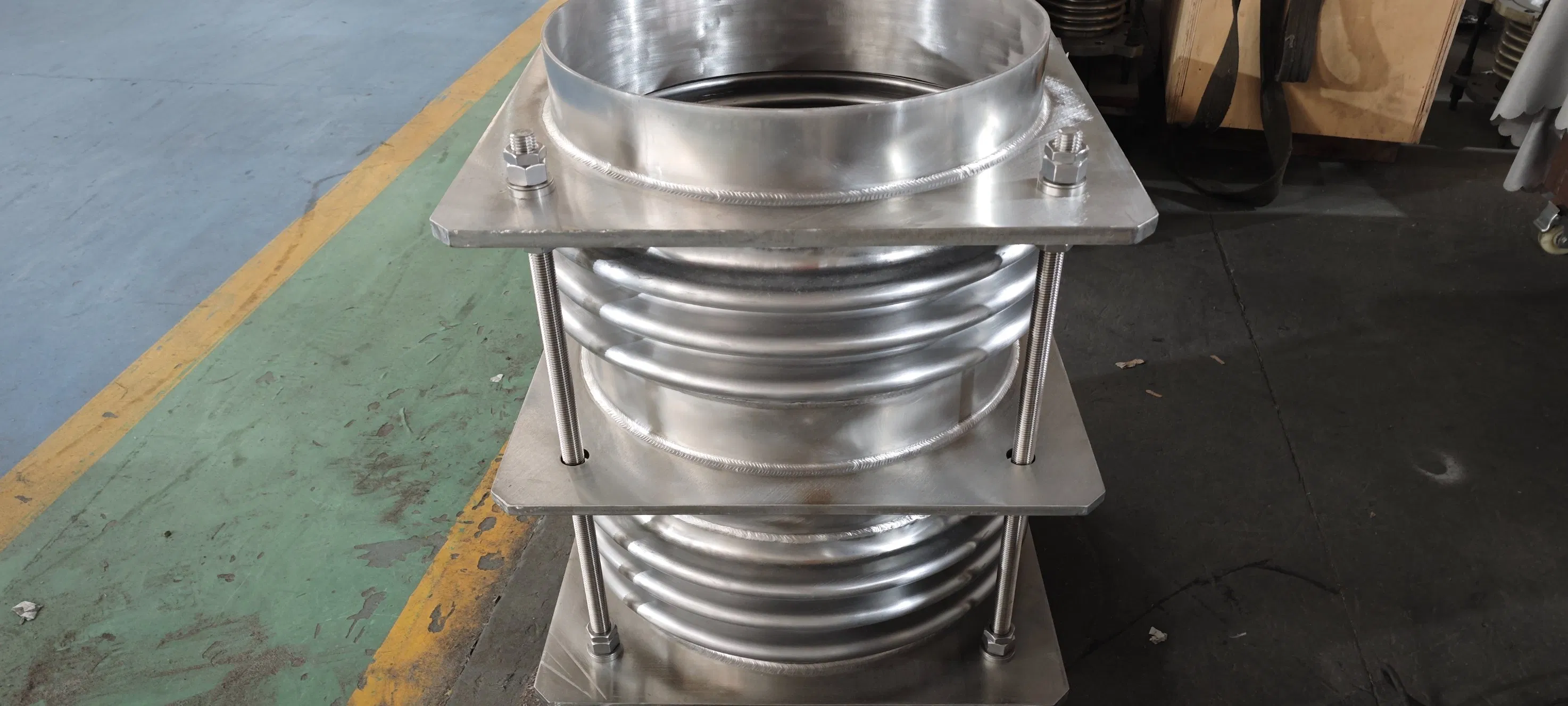 Customized Large Bore Stainless Steel Bellows Expansion Joint Manufacturer