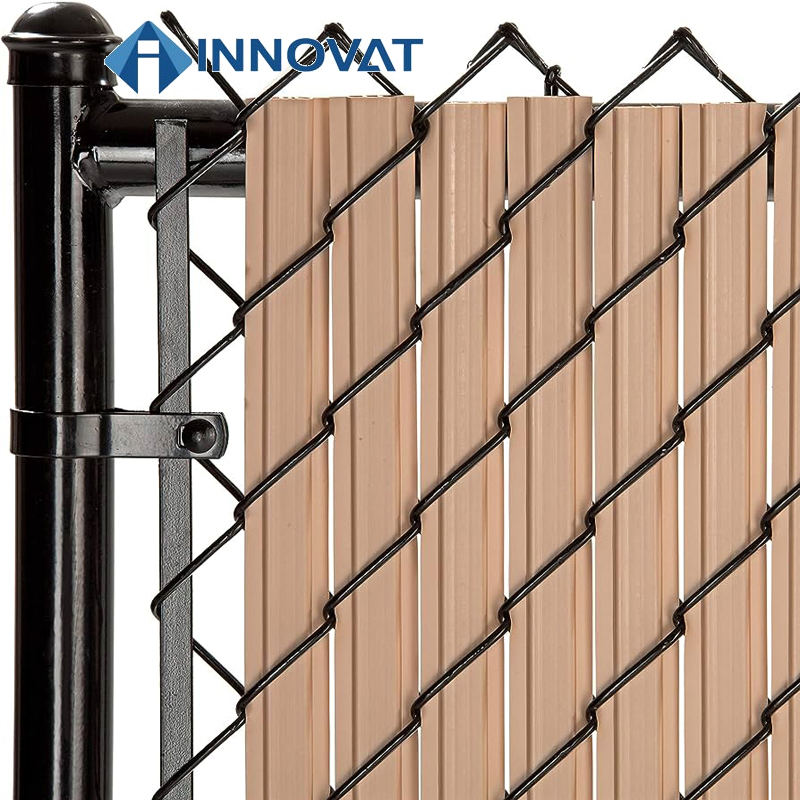 Chain Link Fence Garden Privacy Fence with PVC Ridged Fence Slats