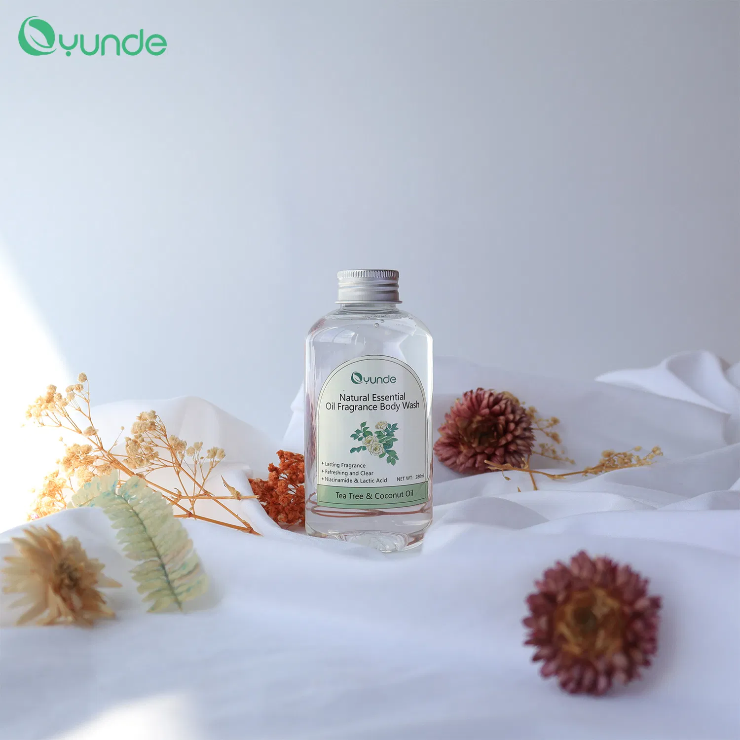 Hotel Supplies Niacinamide & Lactic Acid OEM ODM Shower Ger