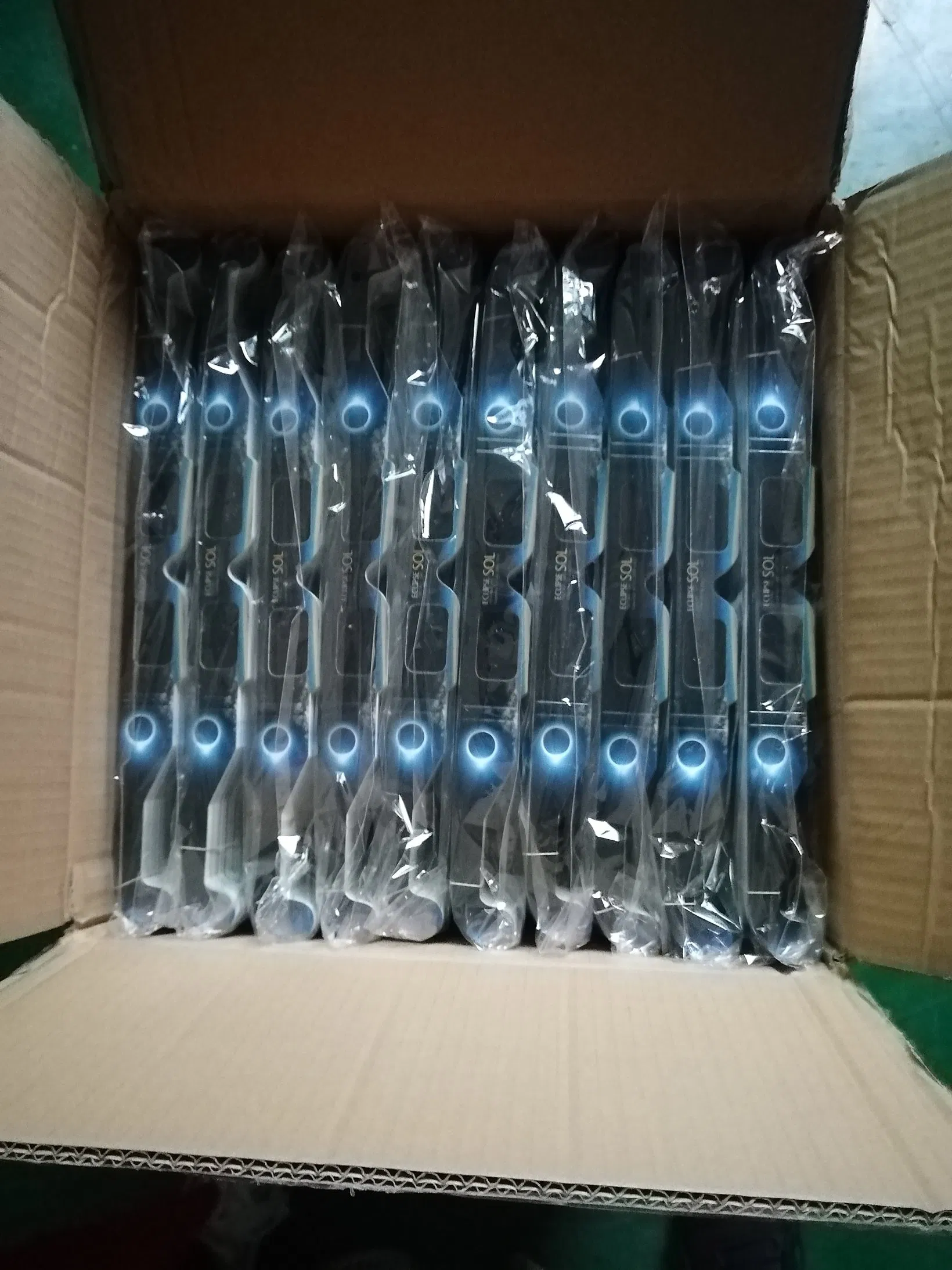 Manufacturers Sell Paper Solar Eclipse Glasses ISO Certification