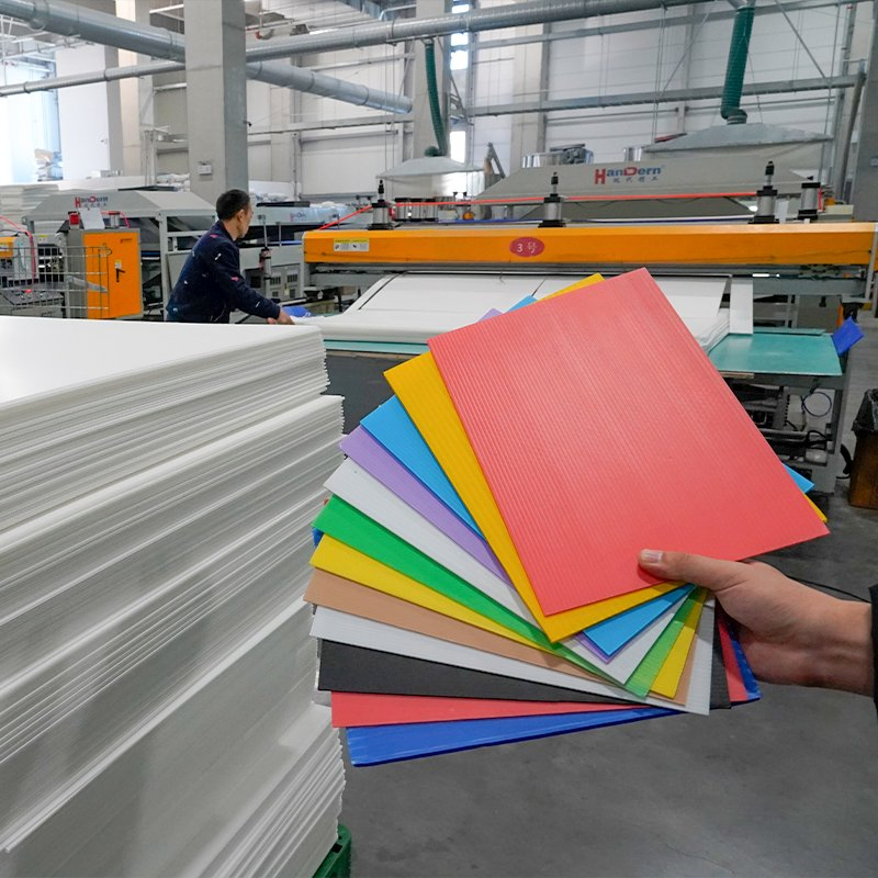 Feuille Printing on White Corrugated Plastic Board Waterproof Fluted Hollow Sheeting for Large Baords Panels Polypropylene PP Sale Prices