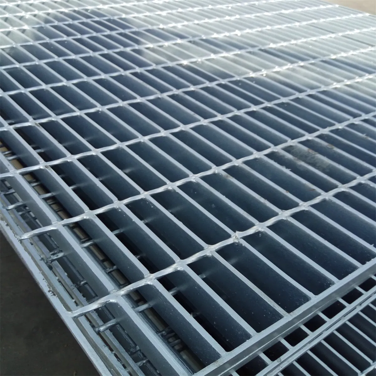 Mild Steel Grid / Stainless Steel Bar Floor Grating for Dairy Installation