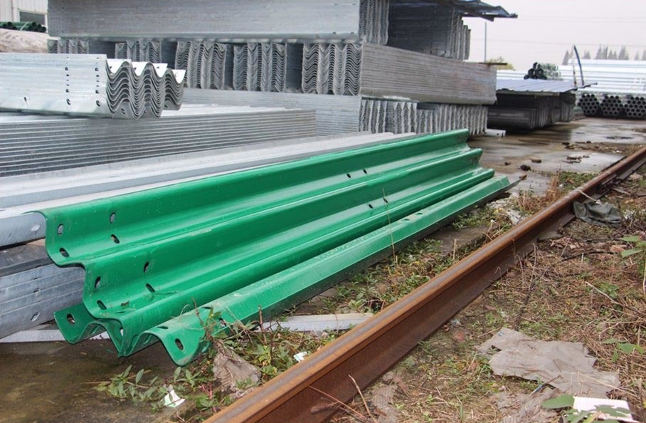 Zinc Coated Galvanized Steel Highway Guardrail