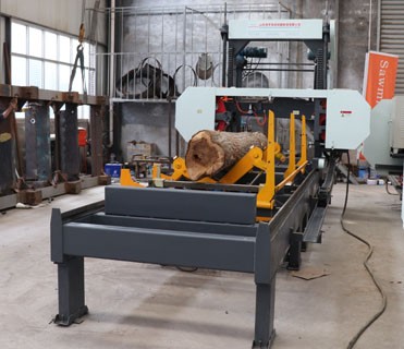 Ленточная пила по дереву отрезная универсальная