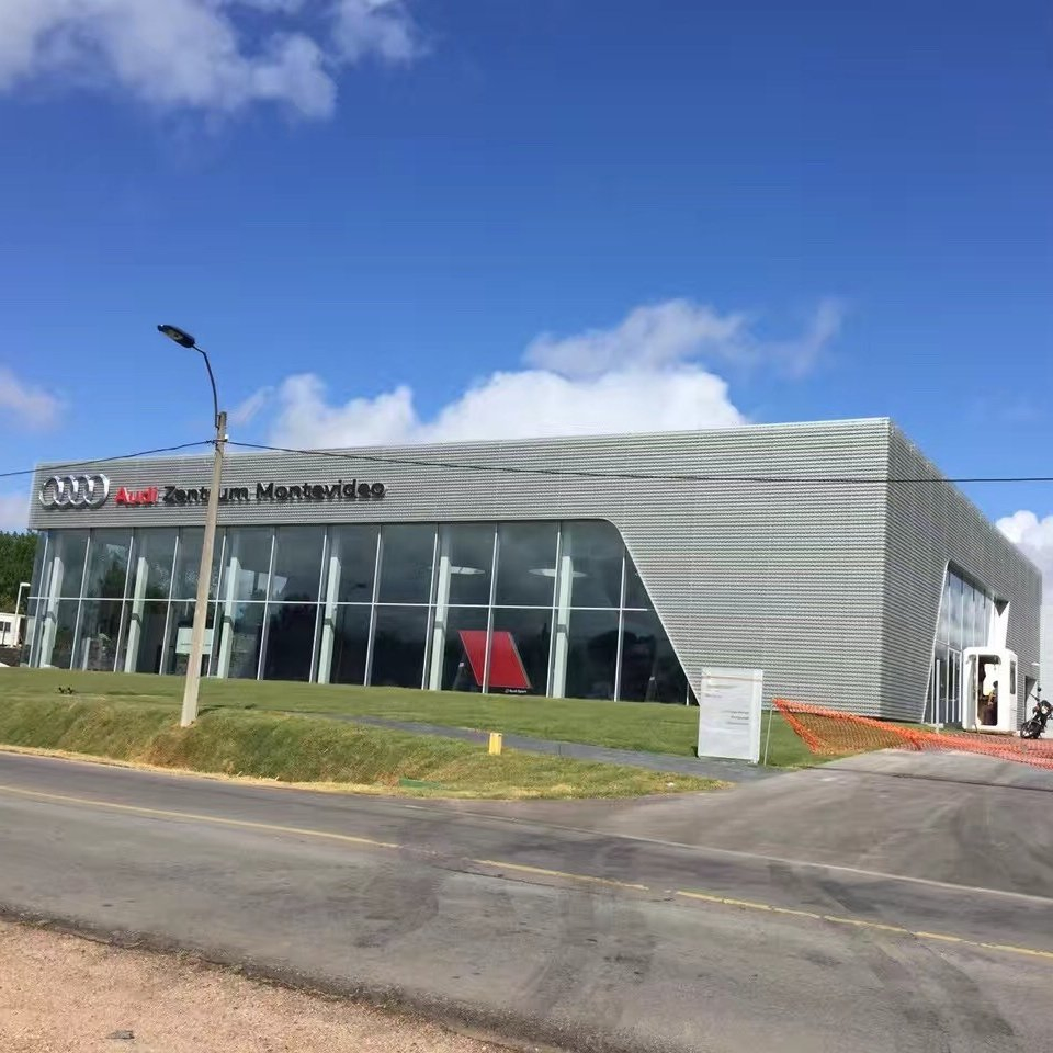 Fast Installing Exhibition Hall Customized Showroom Prefabricated Steel Structure Factory Warehouse Workshop