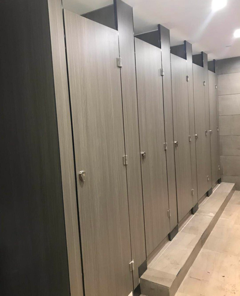 Premium Factory Direct Customized HPL Compact Laminate Bathroom Cubicle