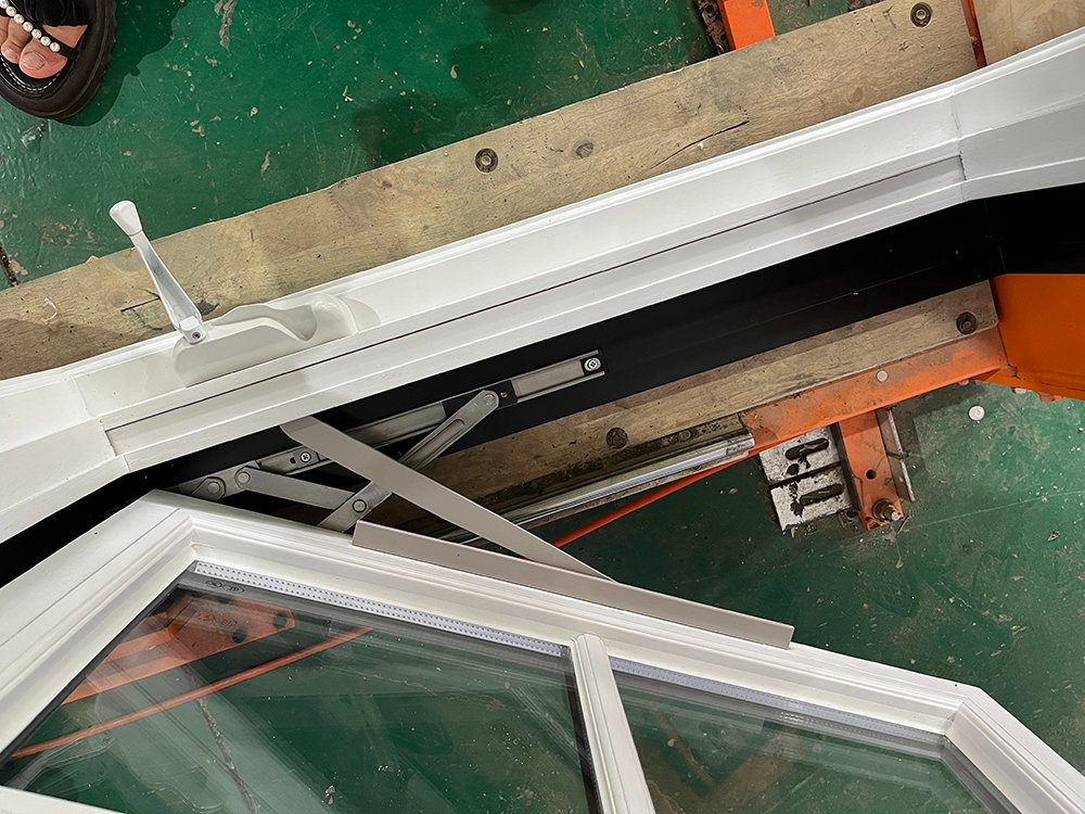 Penjoy Aluminum Clad Wood Hand Crank Outward Casement Window for Home