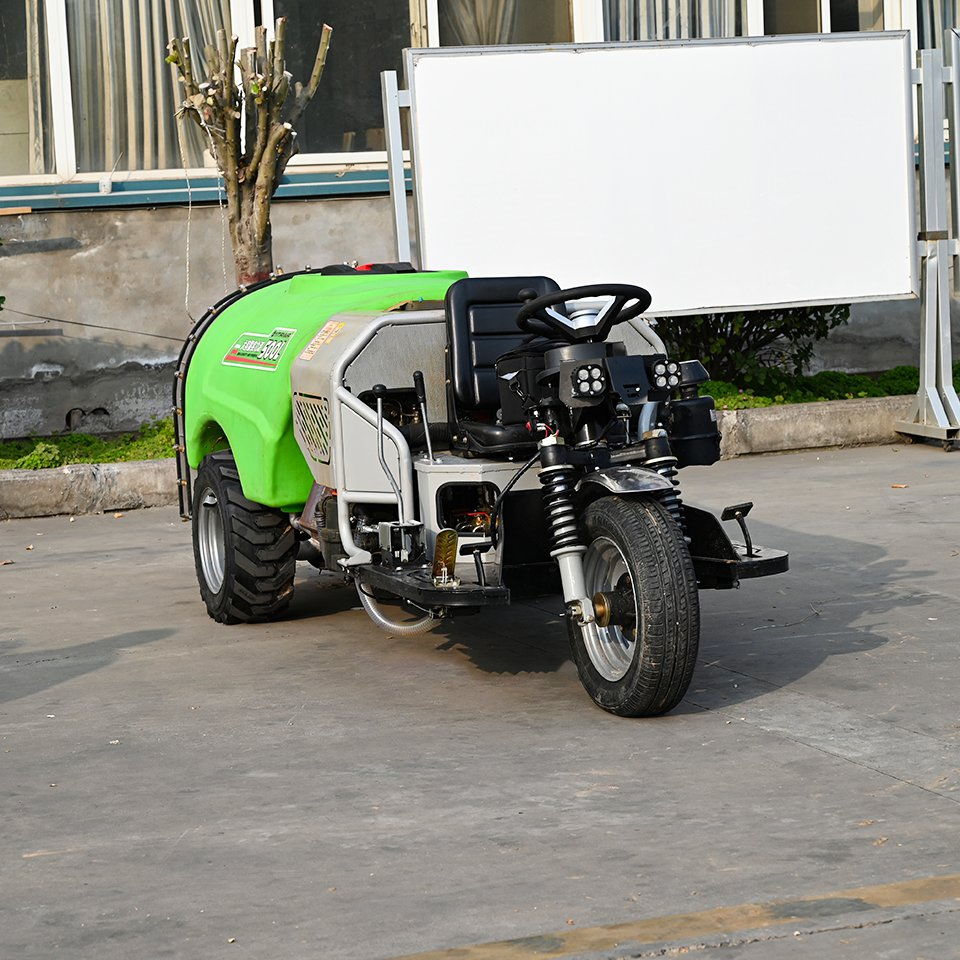 500L 28HP Diesel Efficient Riding Air Sprayer Durian Banana Orchards Agricultural Spray