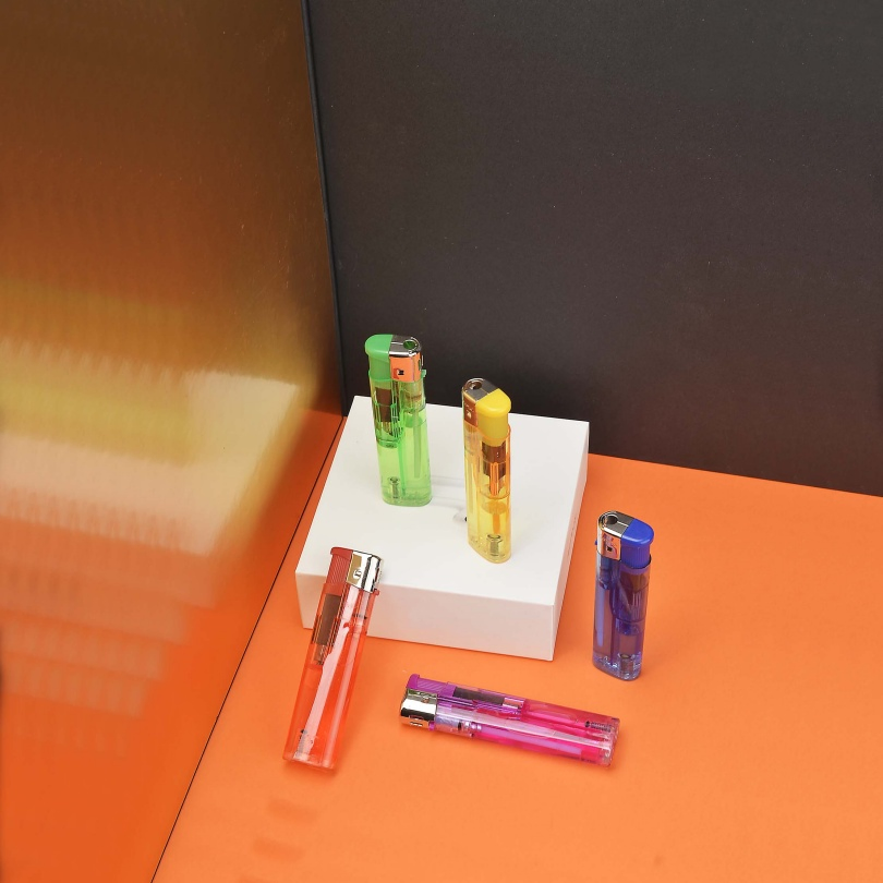 Slimprofile Electric Plastic Lighters for Daily Desk Use