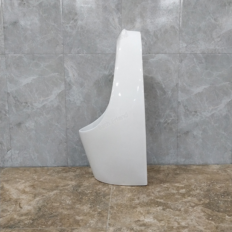 Factory Price Ceramic Wall Hung Small Toilet Urinals Bathroom Sanitary Ware Wc Urinal for Male