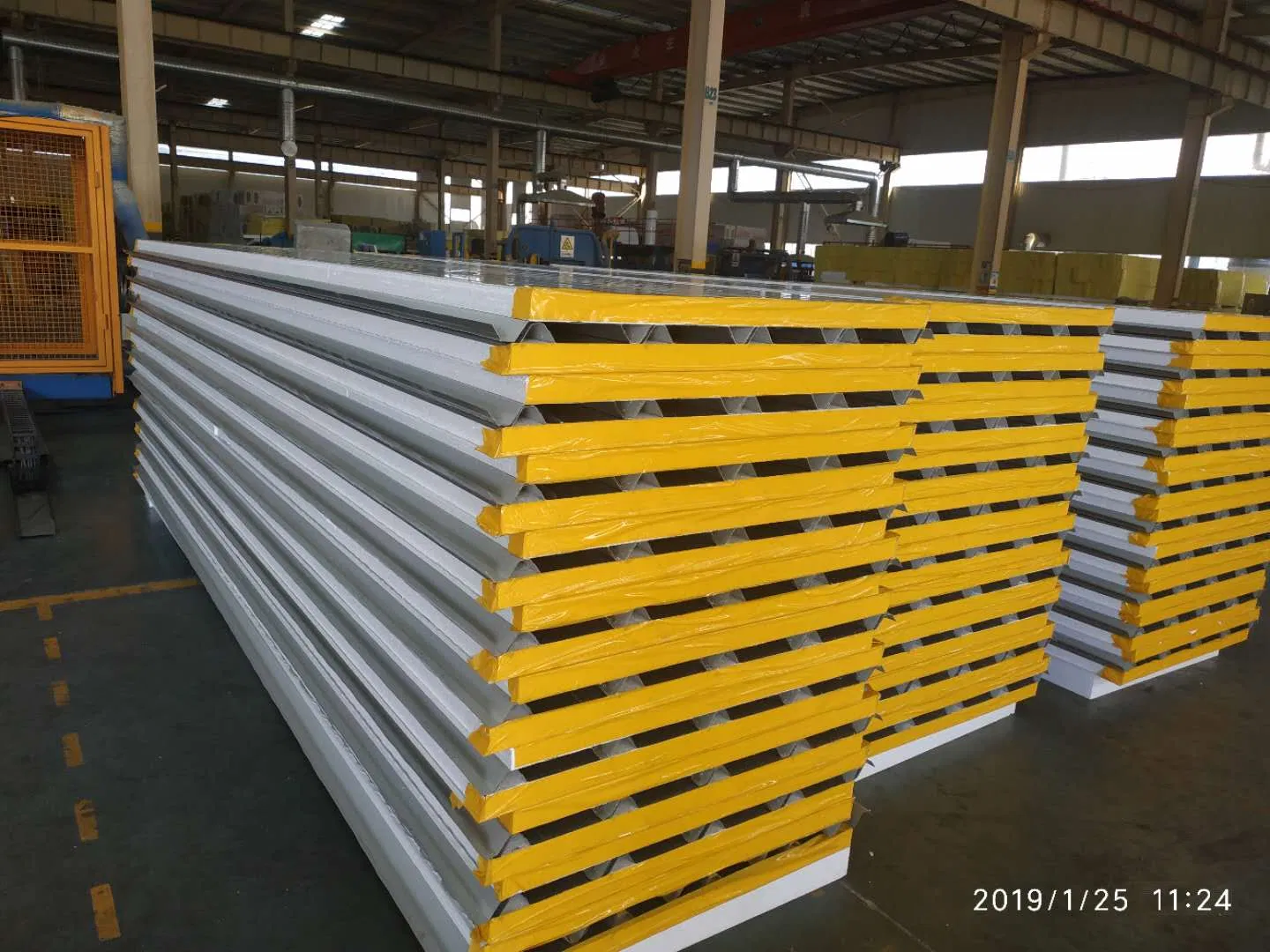 50mm/100mm/150mm Rock Wool/Glass Wool Sandwich Panel for Prefab House/Industrial Workshop