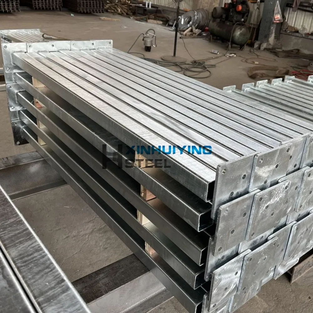 Durable Steel Fence Post 50*50 mm Galvanized Welded Cross-Rail Square Tube Post