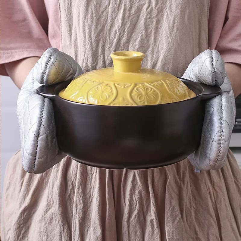 Pure Cotton Thickened Gloves with Silver Coating, High-Temperature Resistant Microwave Oven, Steamer and Oven Gloves