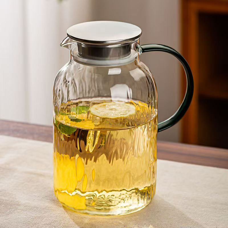 High Quality and Low Price Borosilicate Hammer Pattern Water Bottle