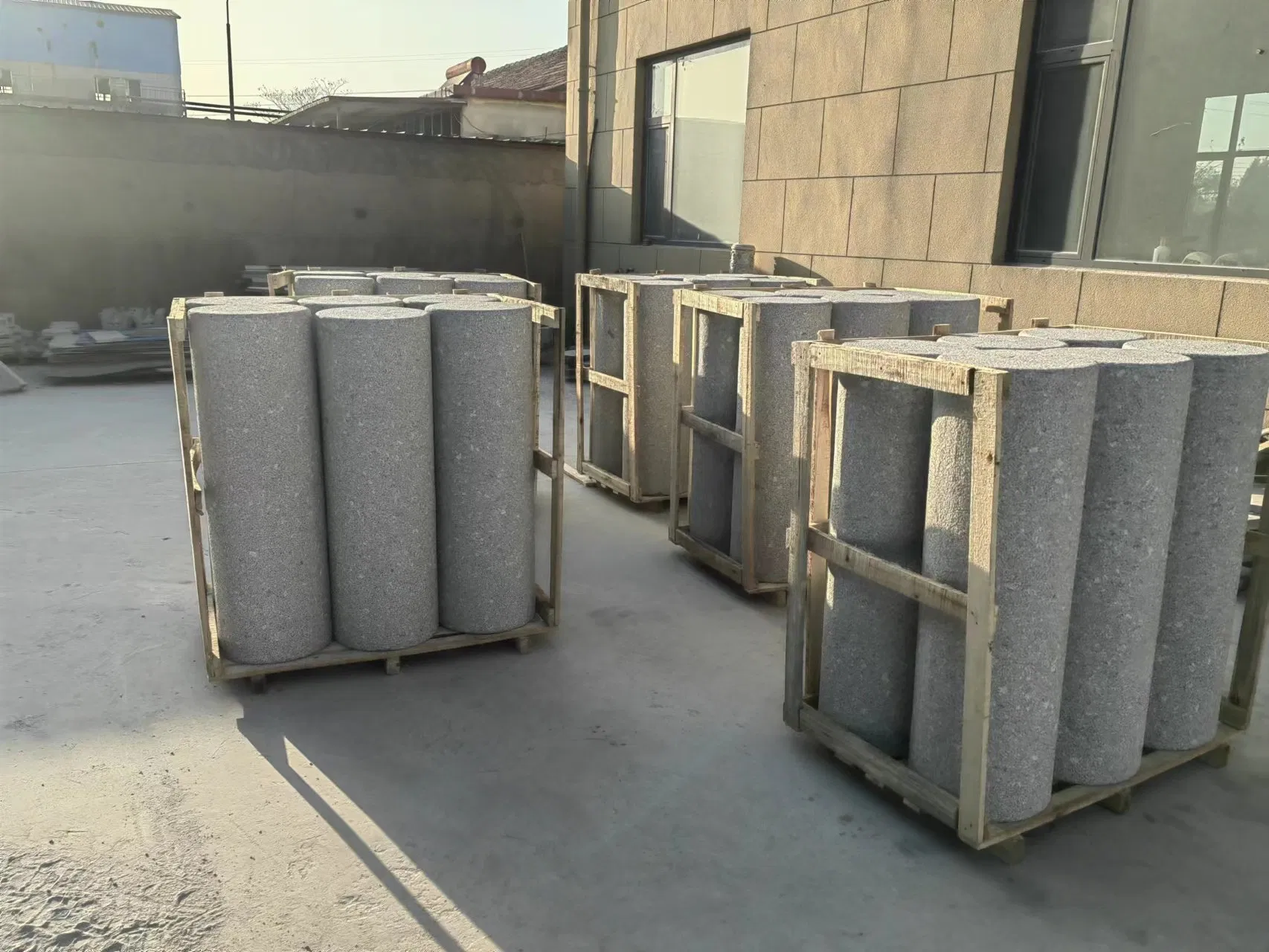 Cheap Grey, Yellow, Black, White Granite Palisade, Parking Pillars, Parking Ball