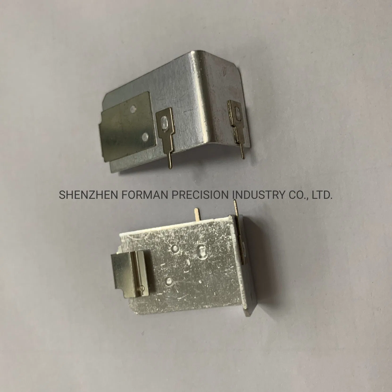 Штампованные металлические детали и разъемы для авто